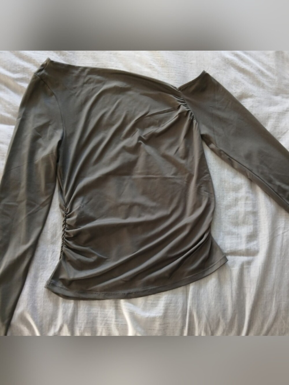 NWOT Second Skin By RD Style Olive Green Off-Shoulder Women's Top